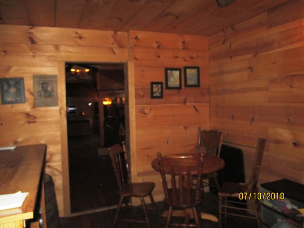 910 Washington St, Newell, WV 26050